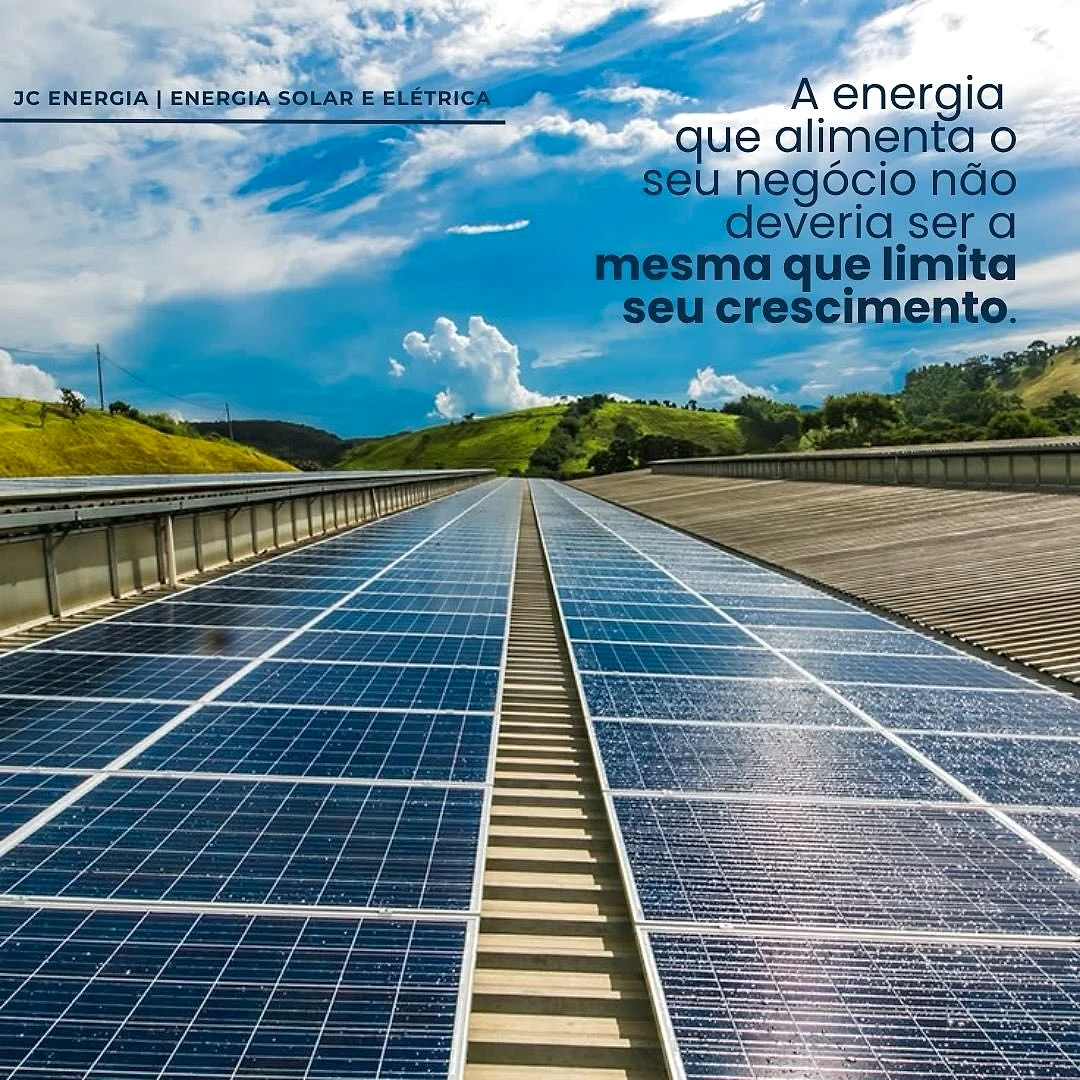 Instalação profissional de energia solar executada pela JC Energia